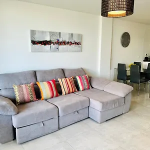 https://2-bedroom-apartment-with-a-terrace-pool-gym.1costadelsol.com