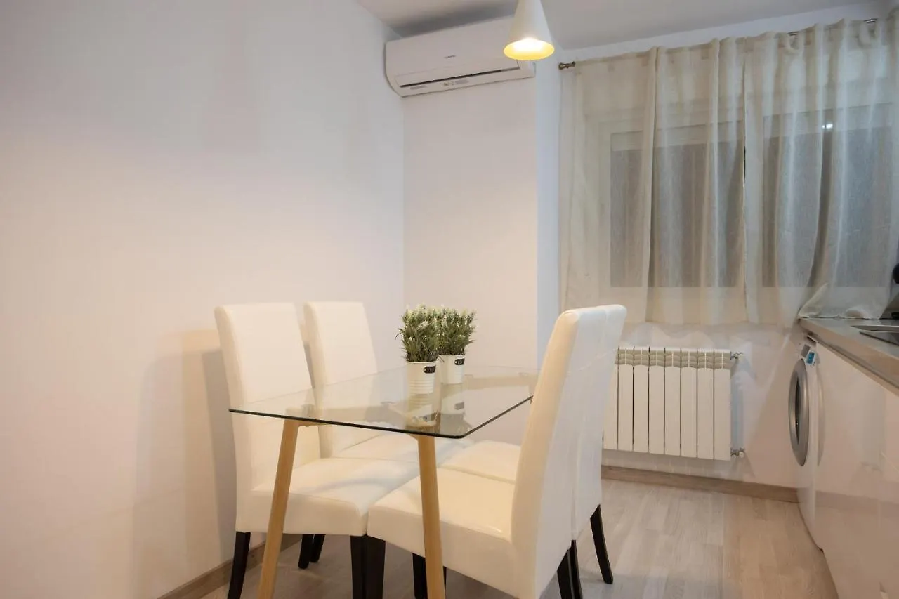 Center Deluxe II Apartment Granada Spain